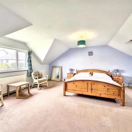 5-bedroom Detached House With Amazing Sea Views Porthleven