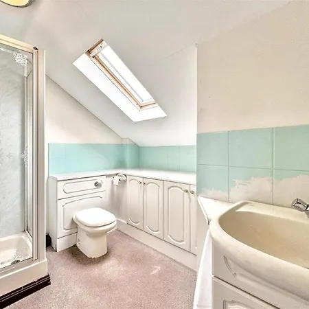 5-bedroom Detached House With Amazing Sea Views Holiday home